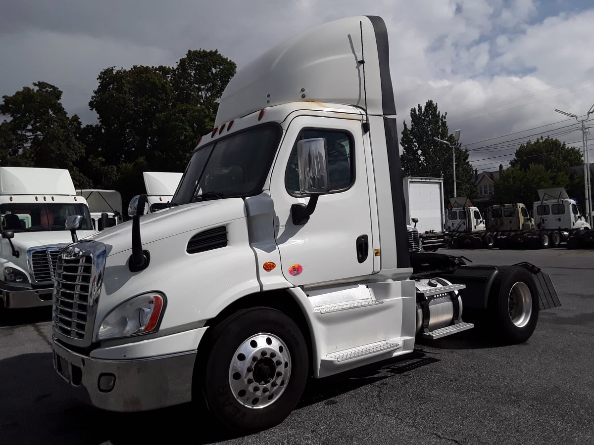 2017 Freightliner/Mercedes CASCADIA 113 666971