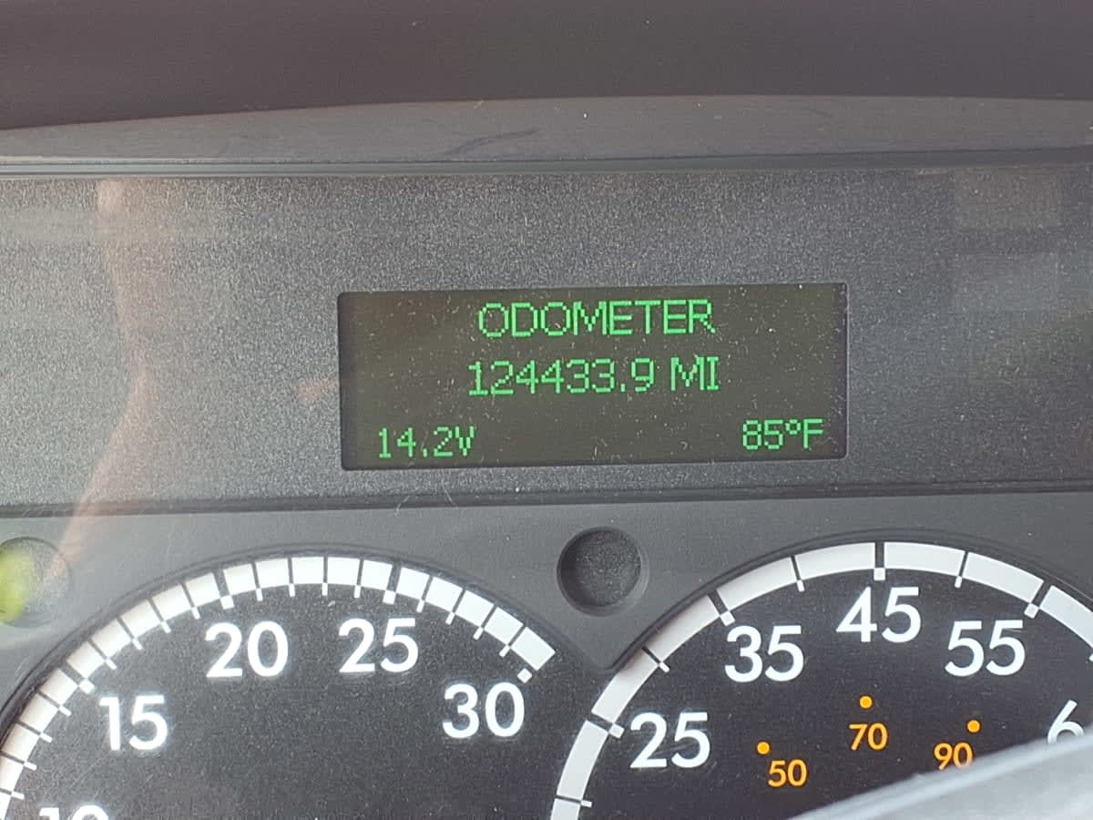 2017 Freightliner M2 106 667076