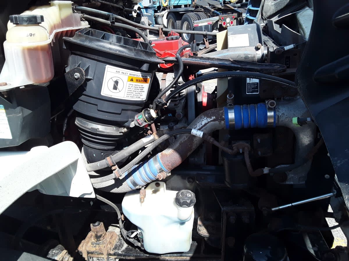 2017 Freightliner/Mercedes M2 106 667112