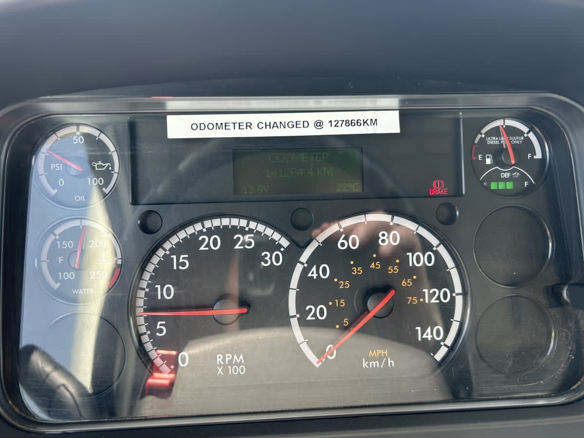 2017 Freightliner M2 106 667182