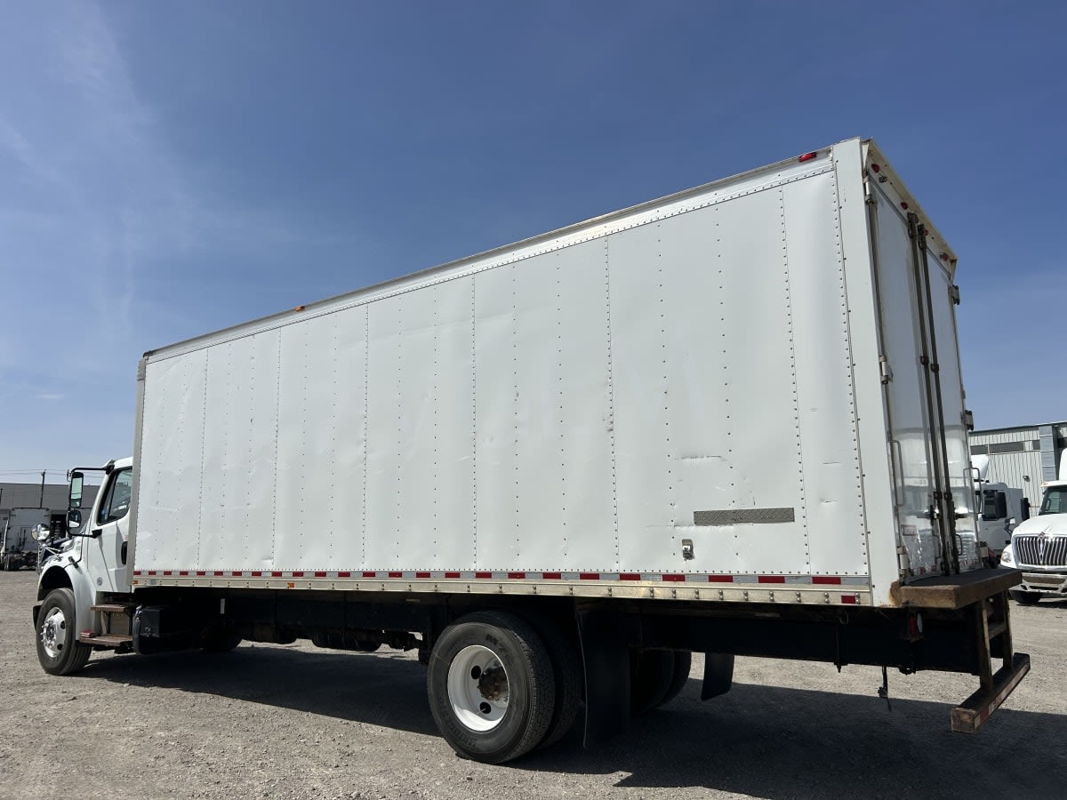 2017 Freightliner M2 106 667182