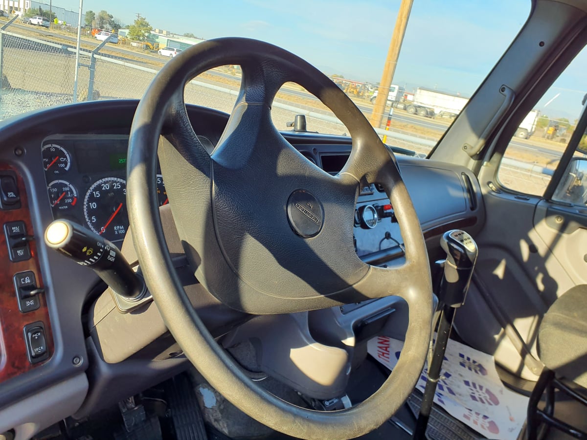 2017 Freightliner/Mercedes M2-112 667438