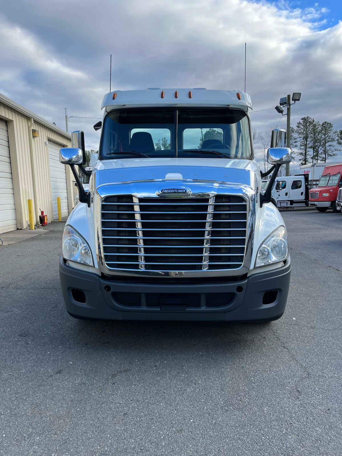 2017 Freightliner/Mercedes CASCADIA 125 667453