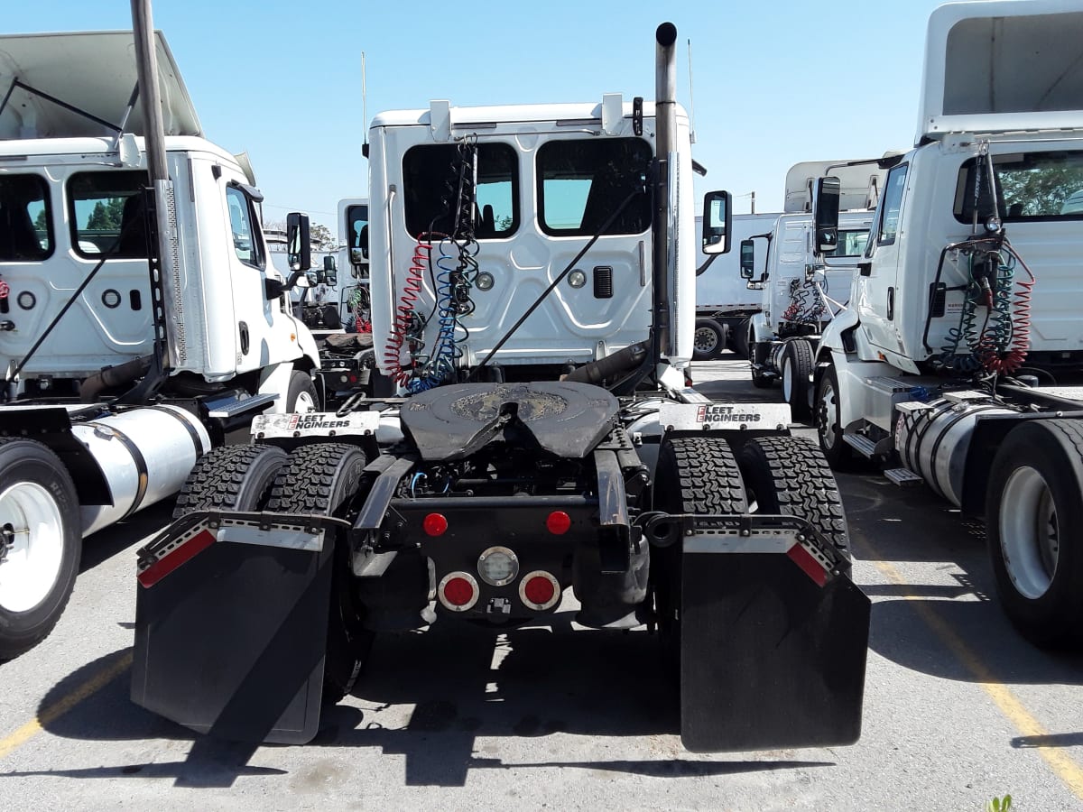 2017 Freightliner/Mercedes CASCADIA 113 667461