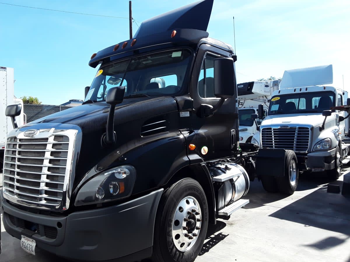 2017 Freightliner - image 1