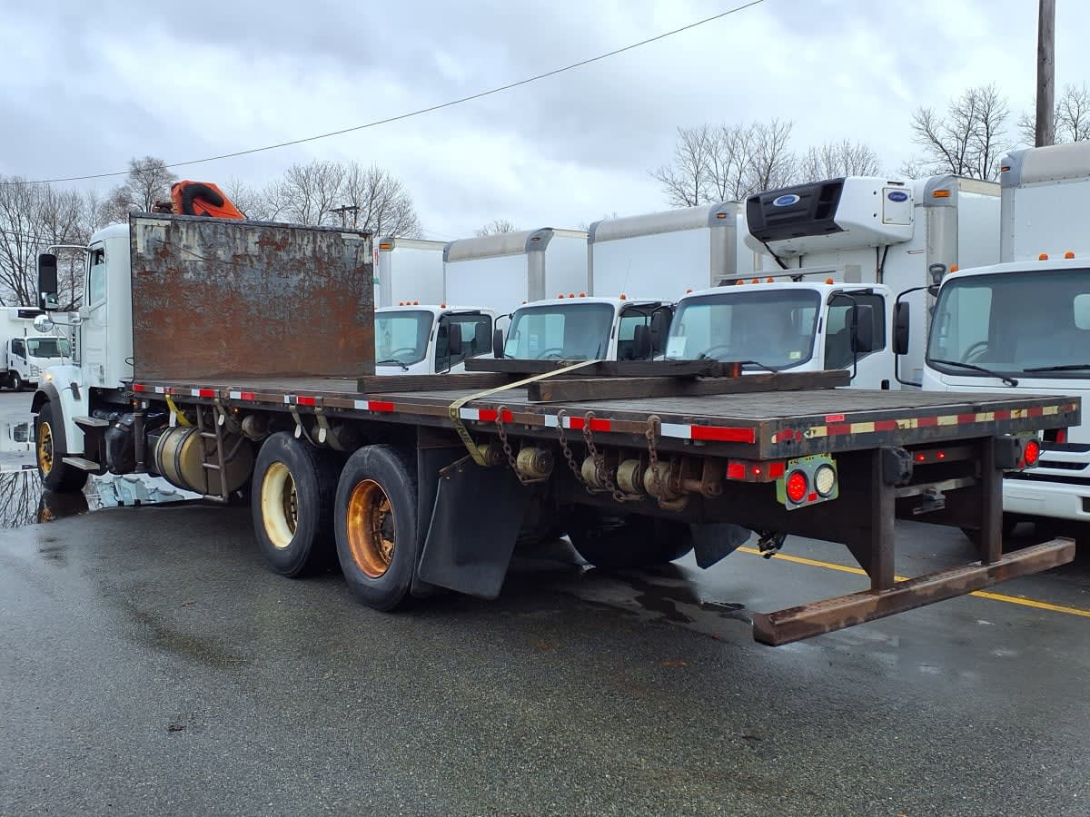 2017 Freightliner 122SD in Salisbury, MA — photo 6