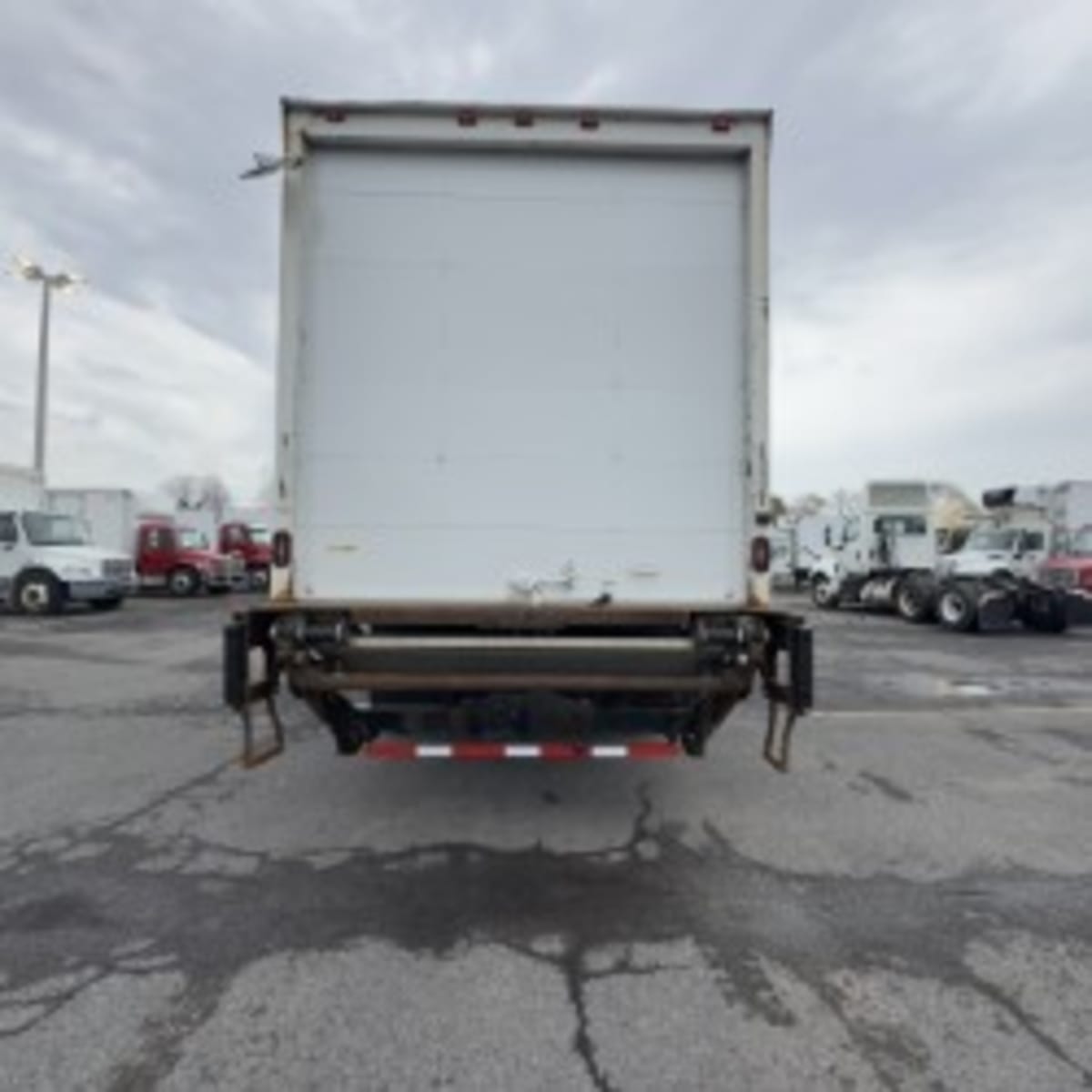 2017 Navistar International 4300 667479