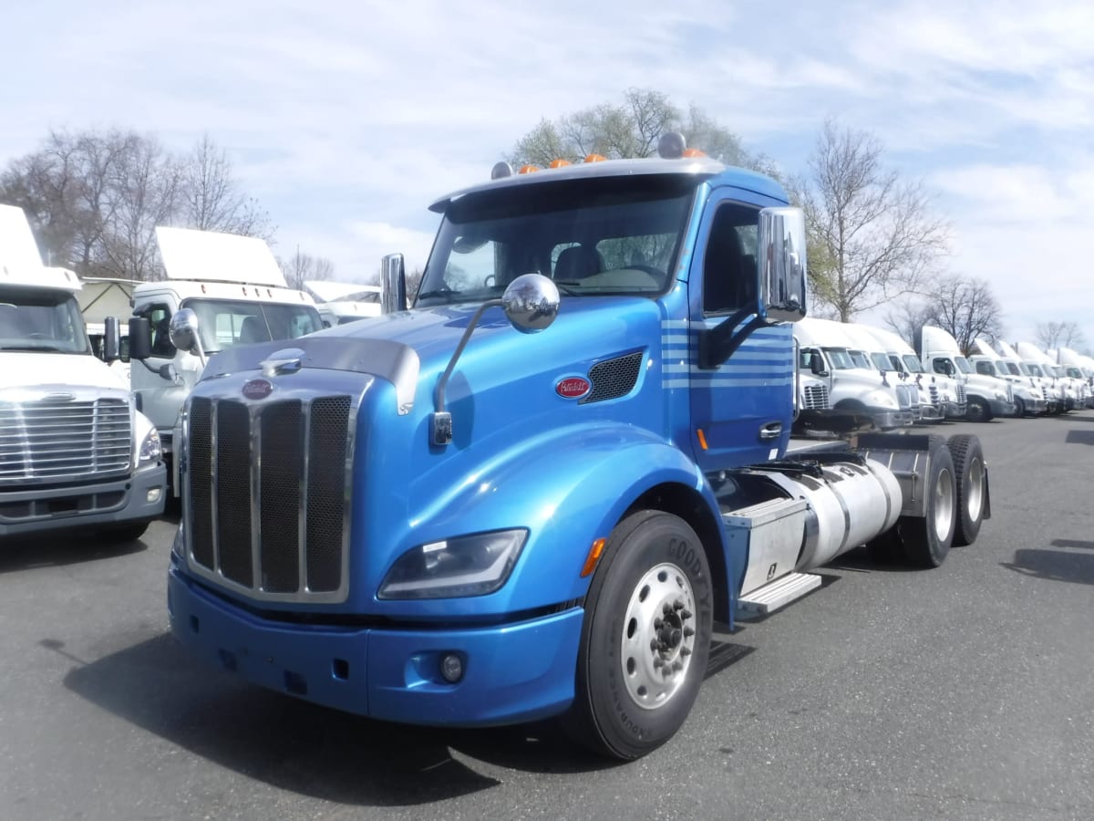 2017 Peterbilt 579 667480