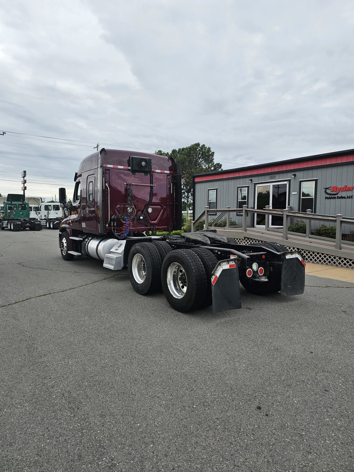 2018 Freightliner/Mercedes CASCADIA 125 667561