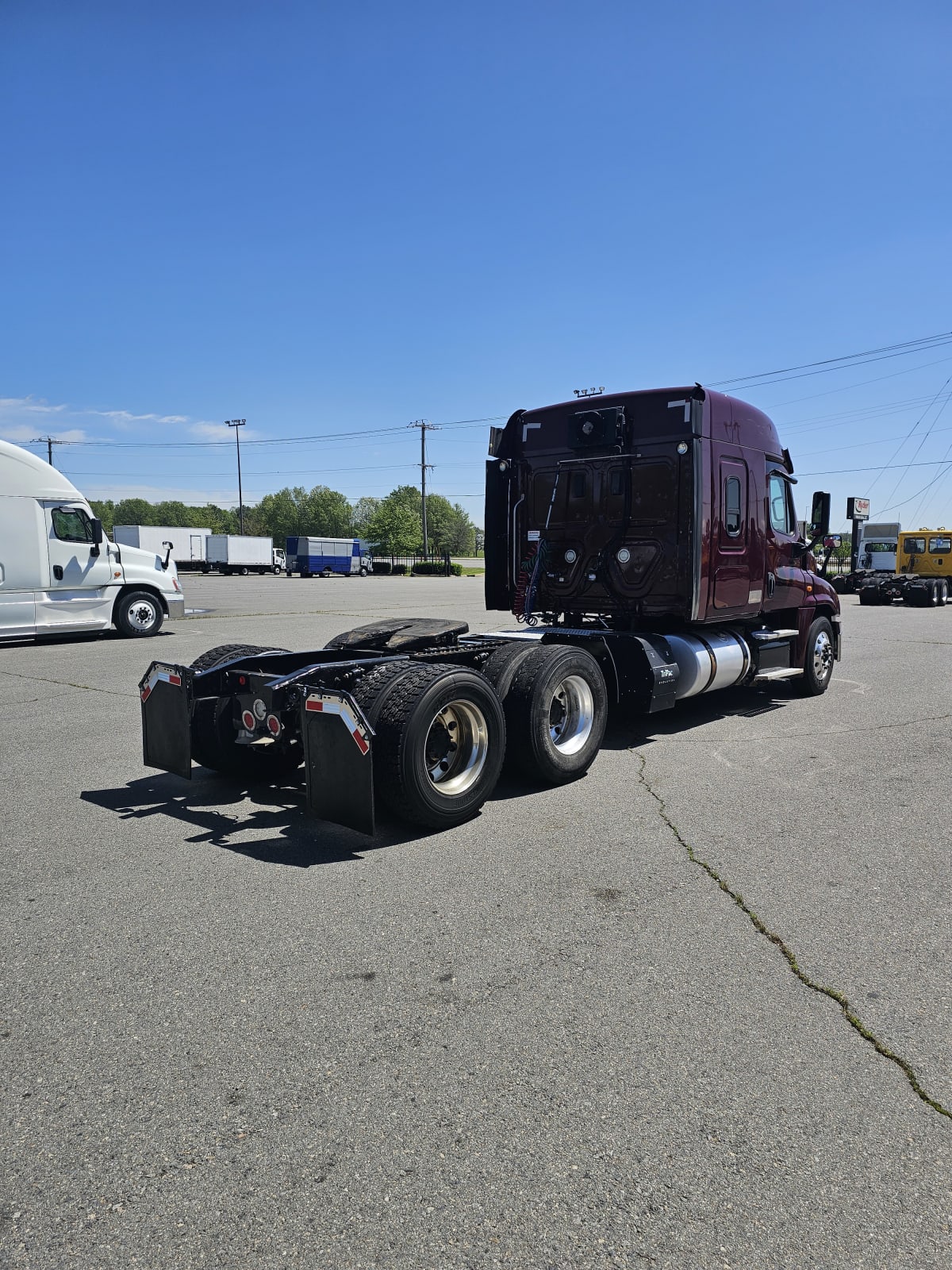 2017 Freightliner/Mercedes CASCADIA 125 667564