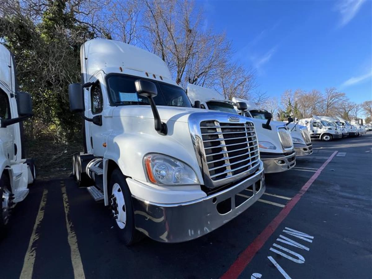 2017 Freightliner/Mercedes CASCADIA 125 667586