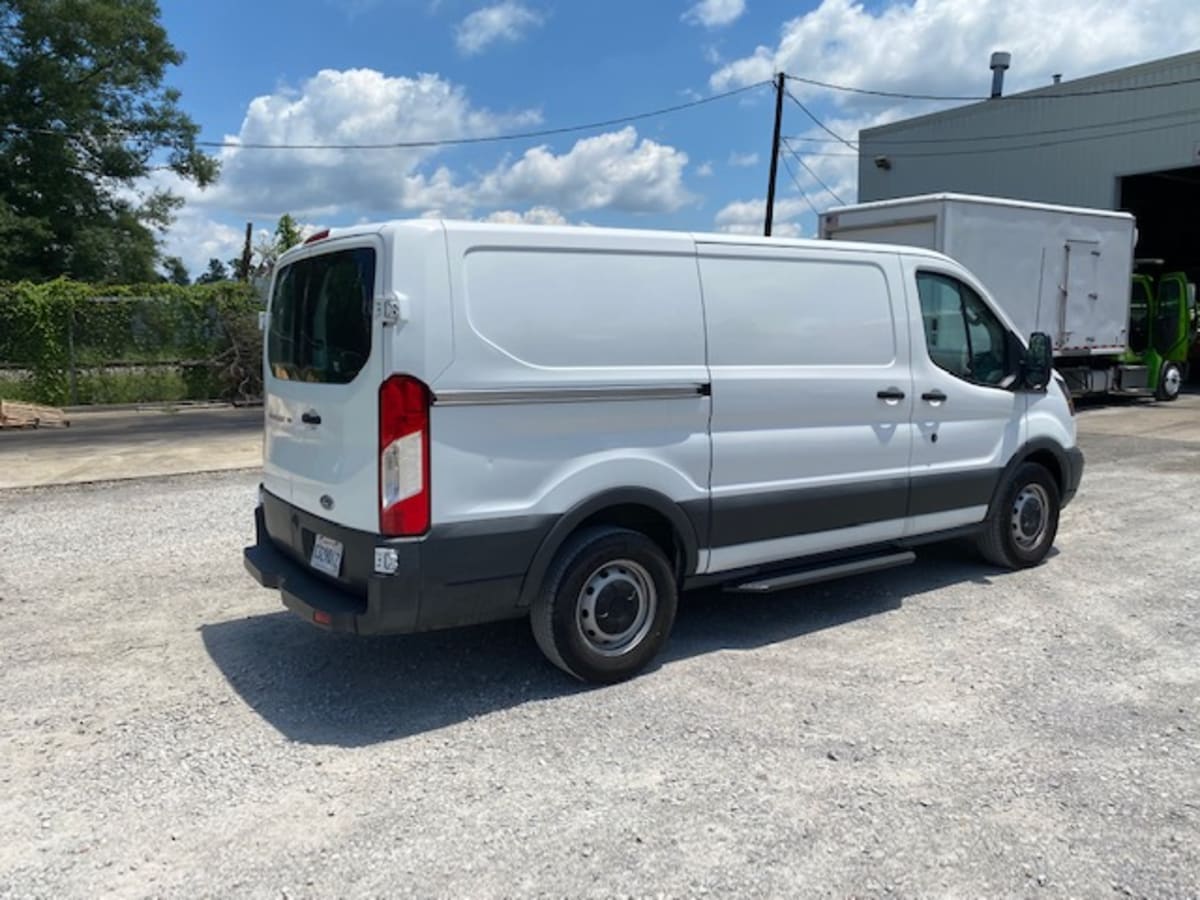 2016 Ford Motor Company TRANSIT VAN 667605