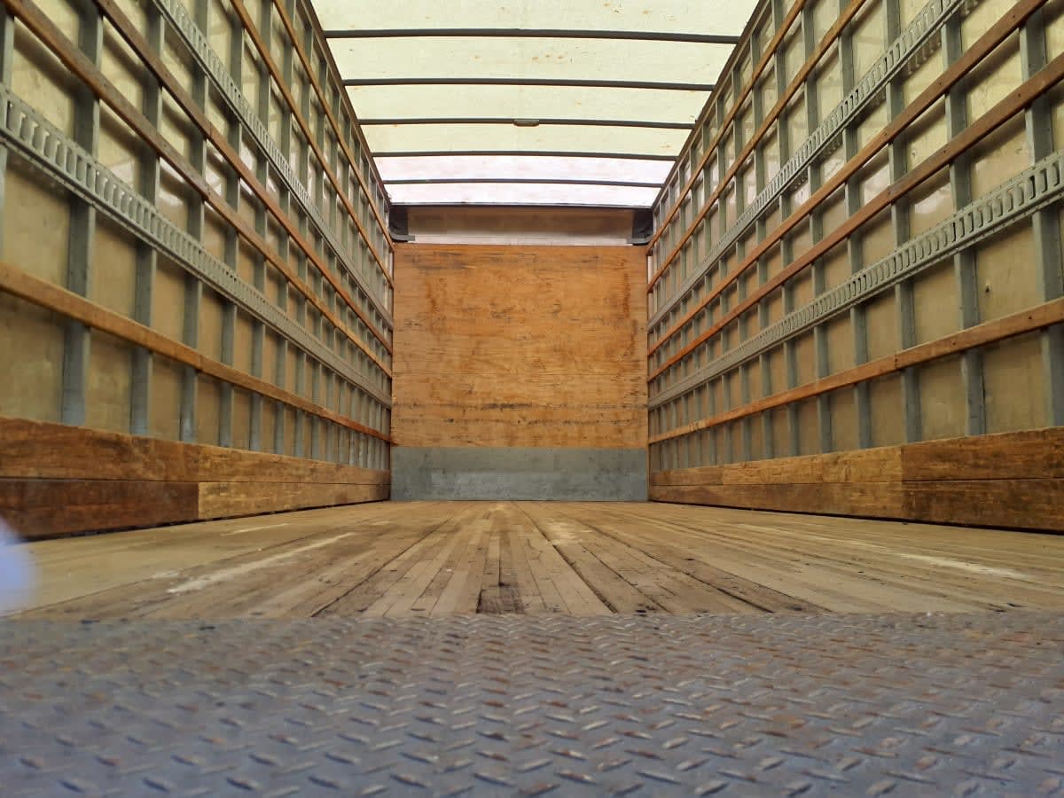 2017 Freightliner M2 106 - image 8