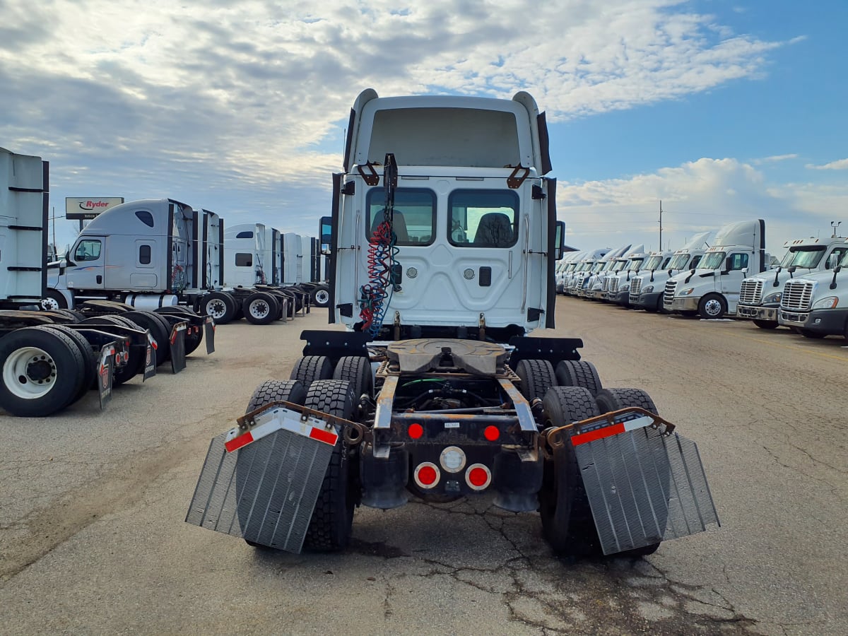 2017 Freightliner/Mercedes CASCADIA 125 667691