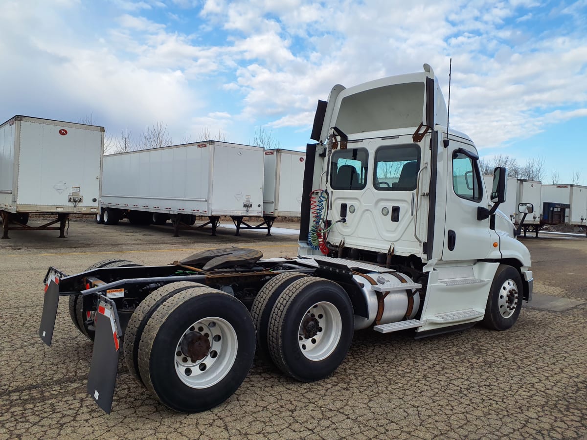 2017 Freightliner/Mercedes CASCADIA 125 667694