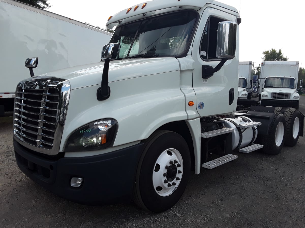 2017 Freightliner/Mercedes CASCADIA 125 667778