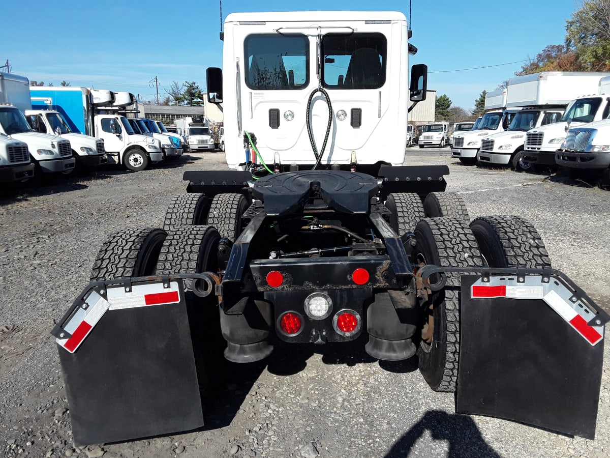 2017 Freightliner/Mercedes CASCADIA 125 667780