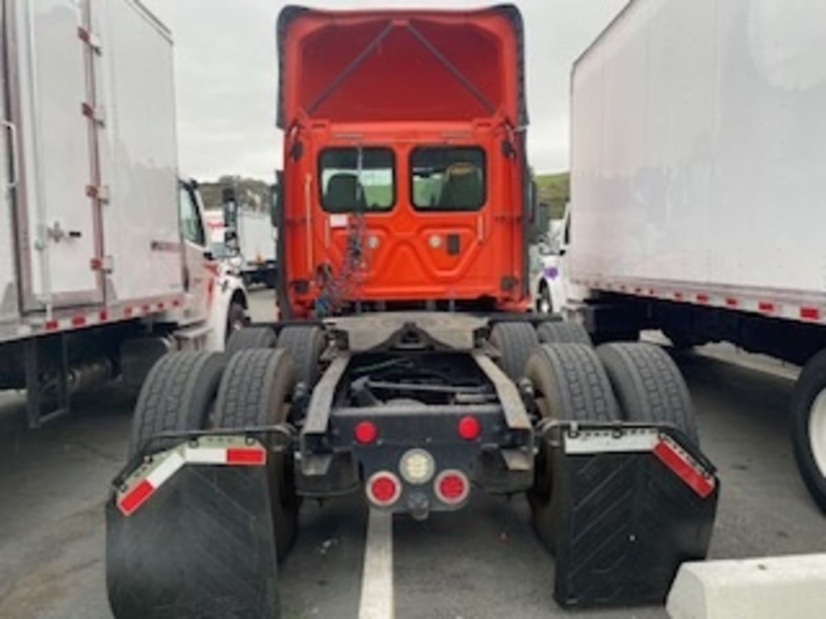 2017 Freightliner/Mercedes CASCADIA 125 667781