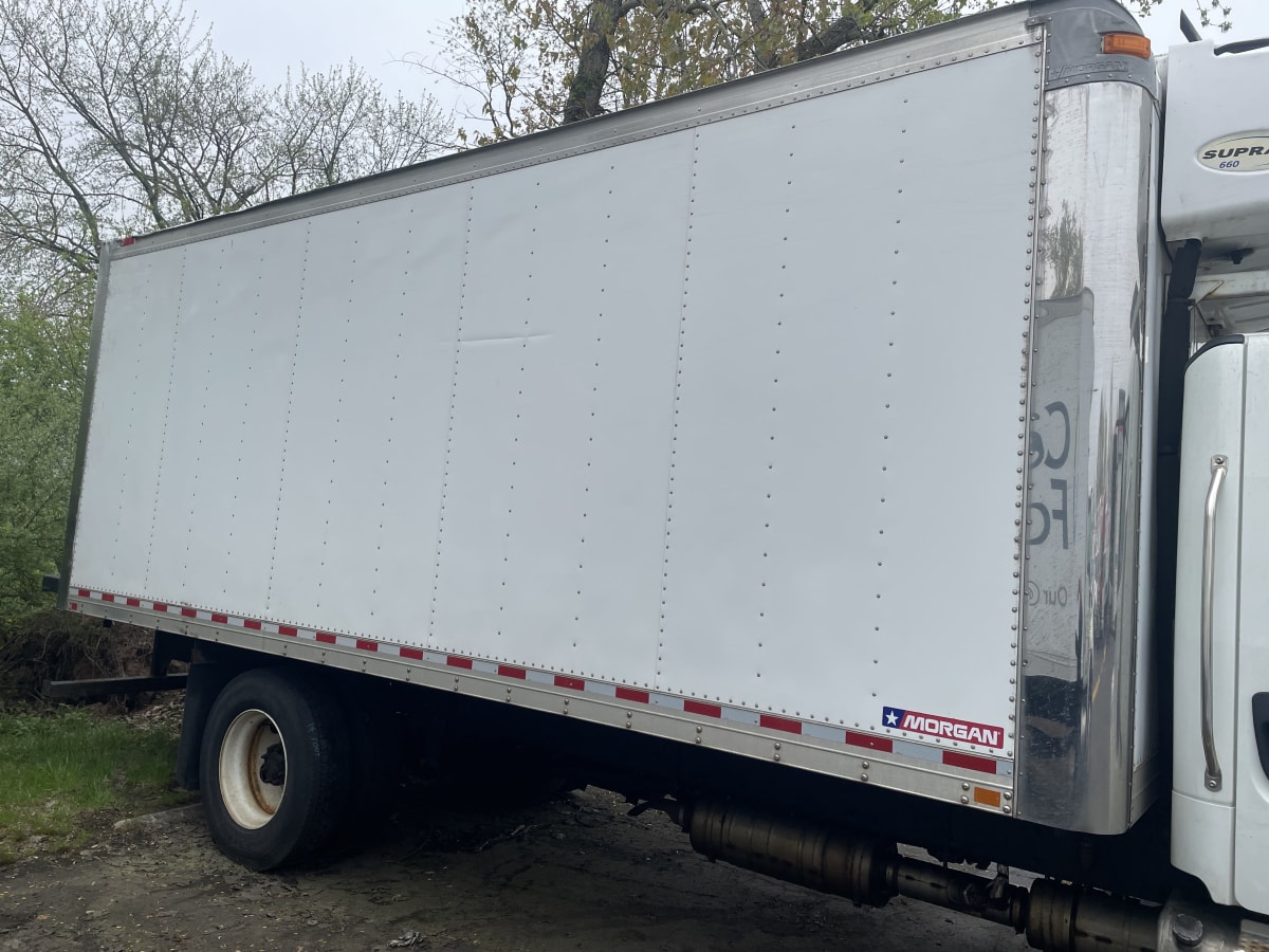 2017 Freightliner/Mercedes M2 106 667985