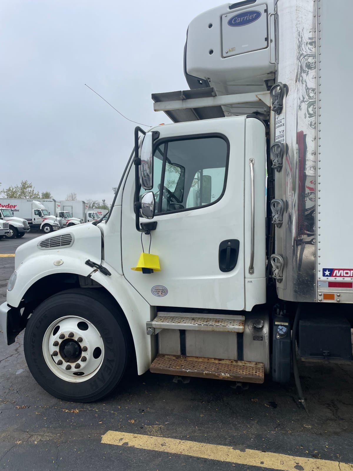 2017 Freightliner/Mercedes M2 106 667985