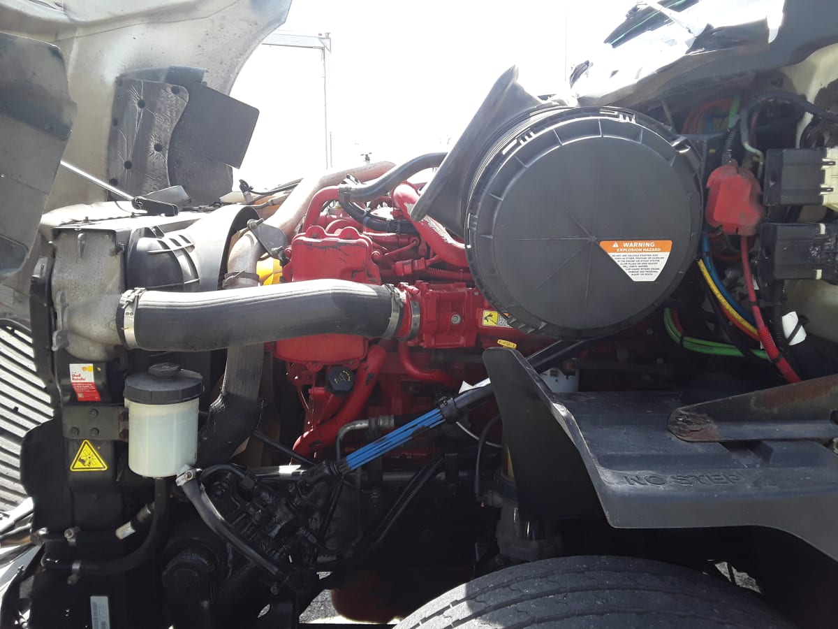 2017 Navistar International PRO LF687 668077