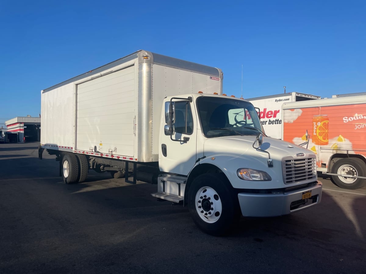 2017 Freightliner/Mercedes M2 106 668142