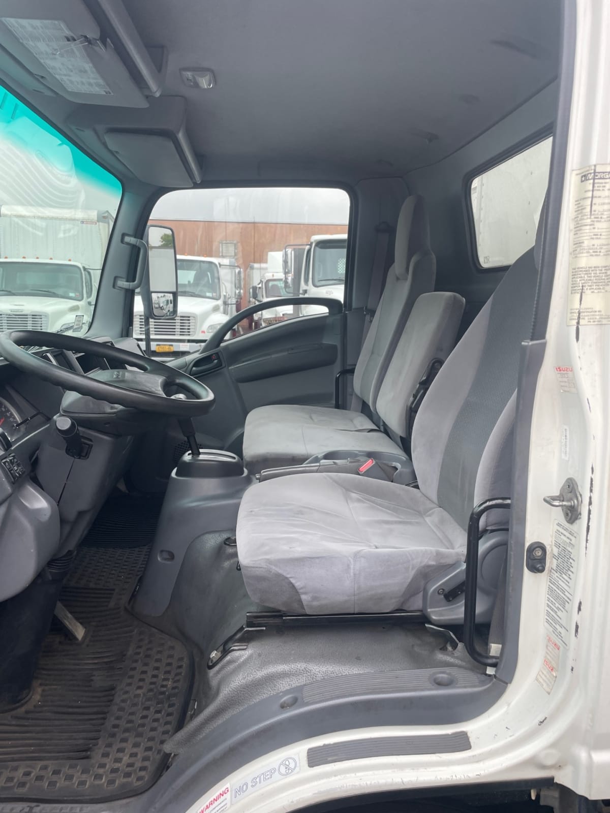 2016 Isuzu NRR 668143