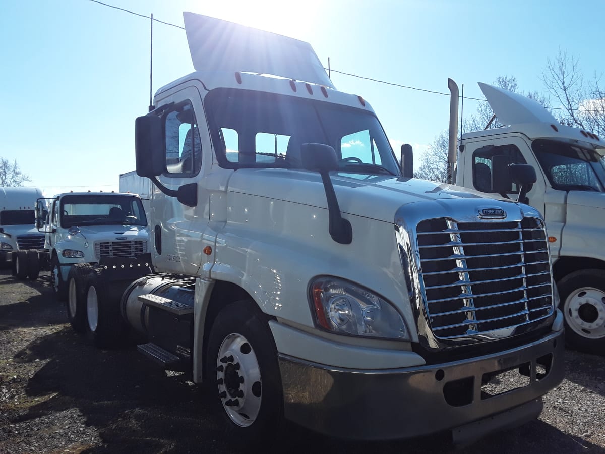 2016 Freightliner/Mercedes CASCADIA 125 668148