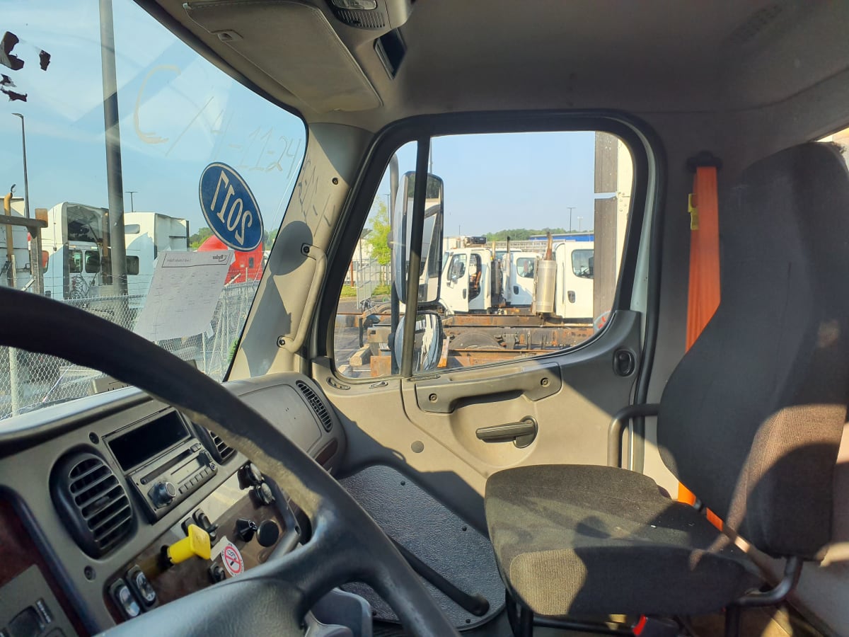 2017 Freightliner/Mercedes M2 106 668167