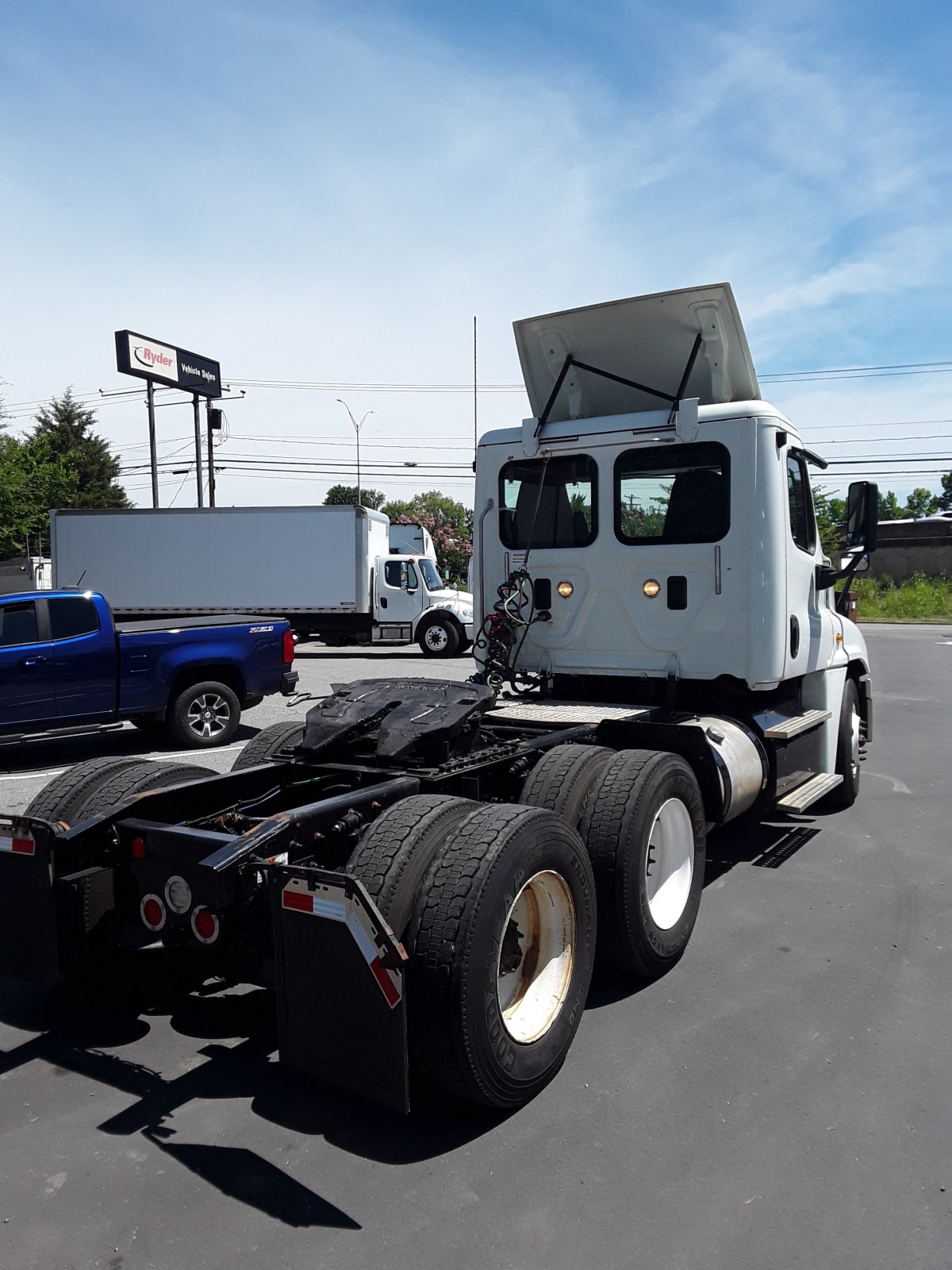 2017 Freightliner/Mercedes CASCADIA 125 668188