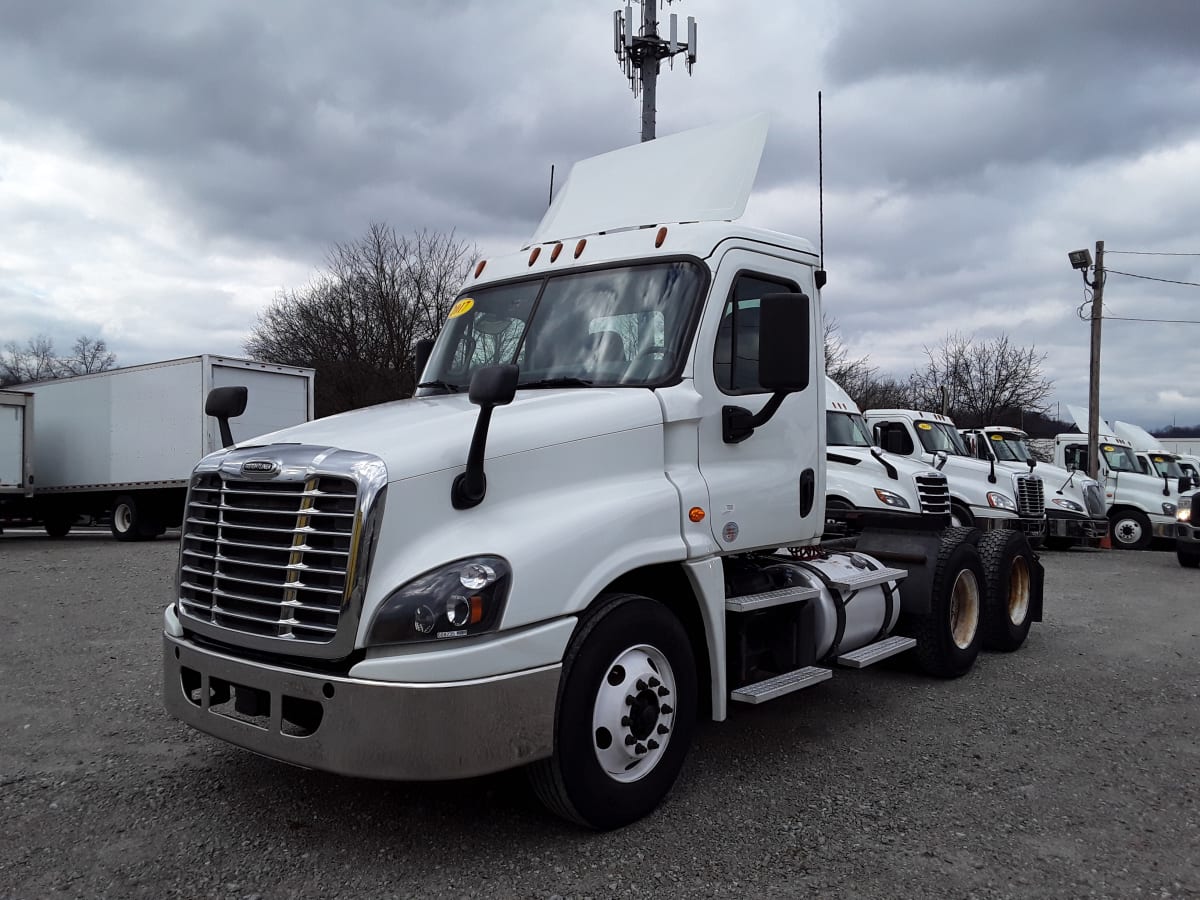 2017 Freightliner/Mercedes CASCADIA 125 668235