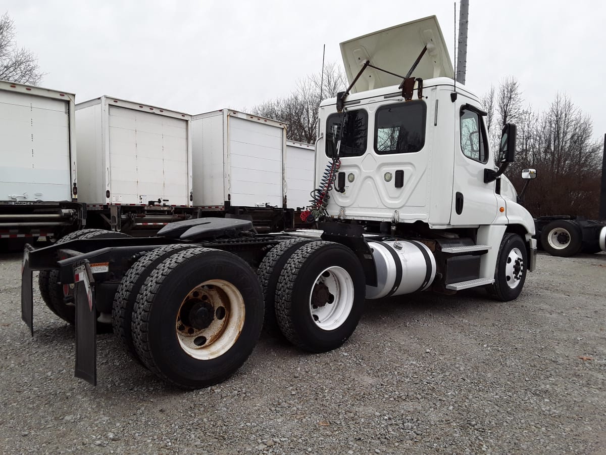 2017 Freightliner/Mercedes CASCADIA 125 668238