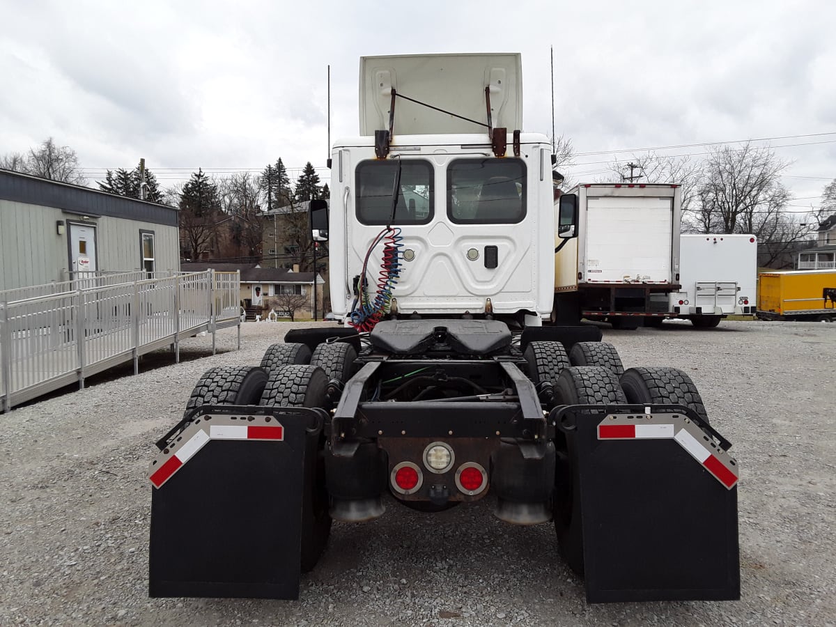 2017 Freightliner/Mercedes CASCADIA 125 668239