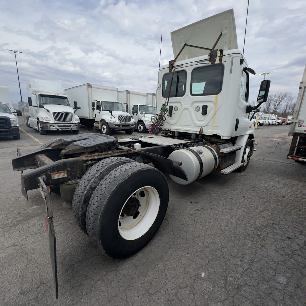 2017 Freightliner - image 4