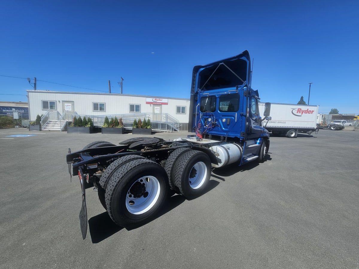 2017 Freightliner/Mercedes CASCADIA 125 668327