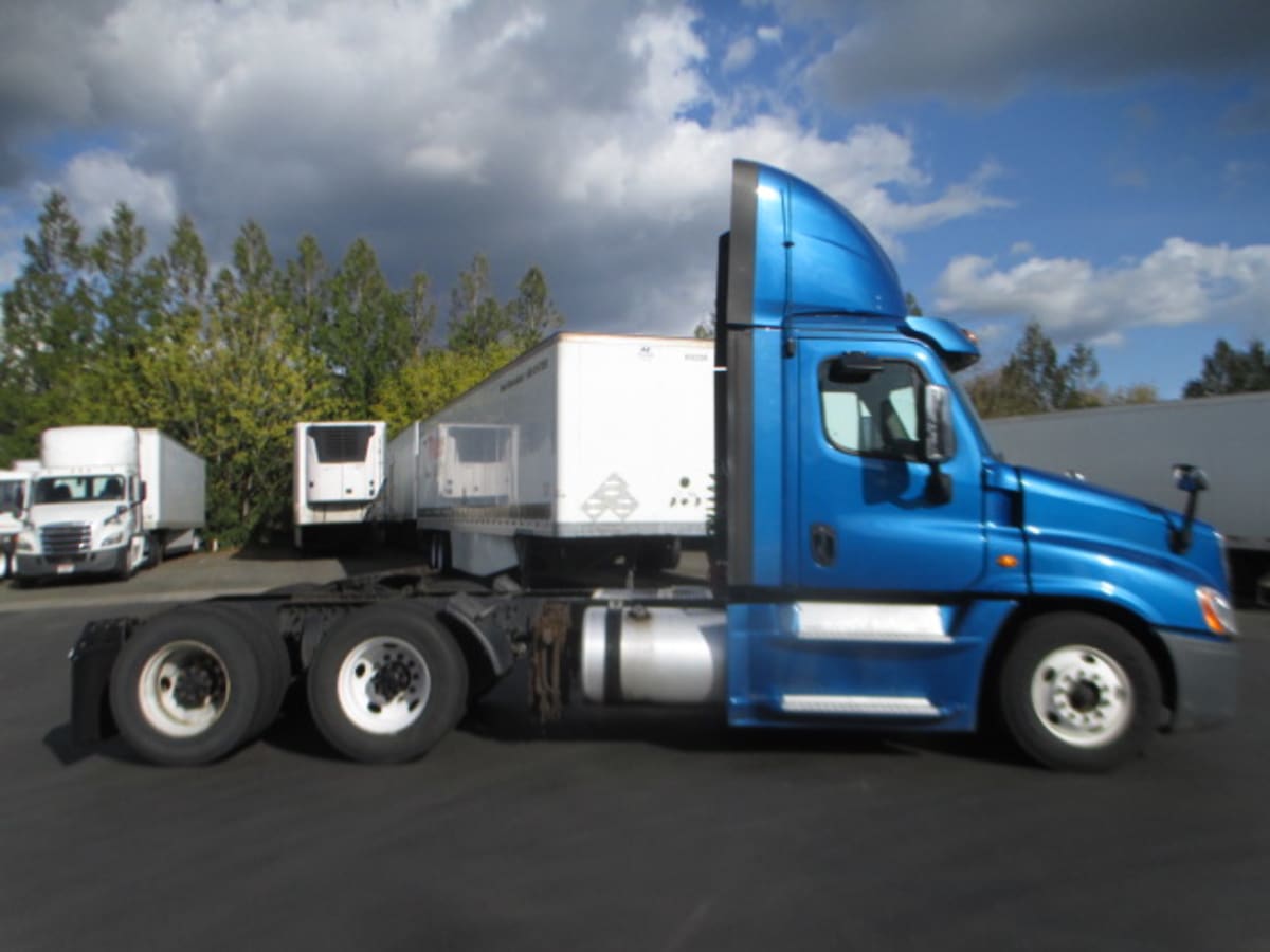 2017 Freightliner/Mercedes CASCADIA 125 668333