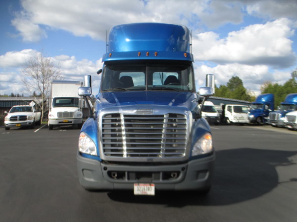 2017 Freightliner/Mercedes CASCADIA 125 668333