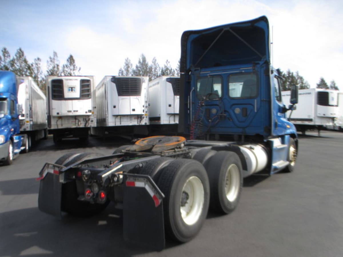 2017 Freightliner/Mercedes CASCADIA 125 668335