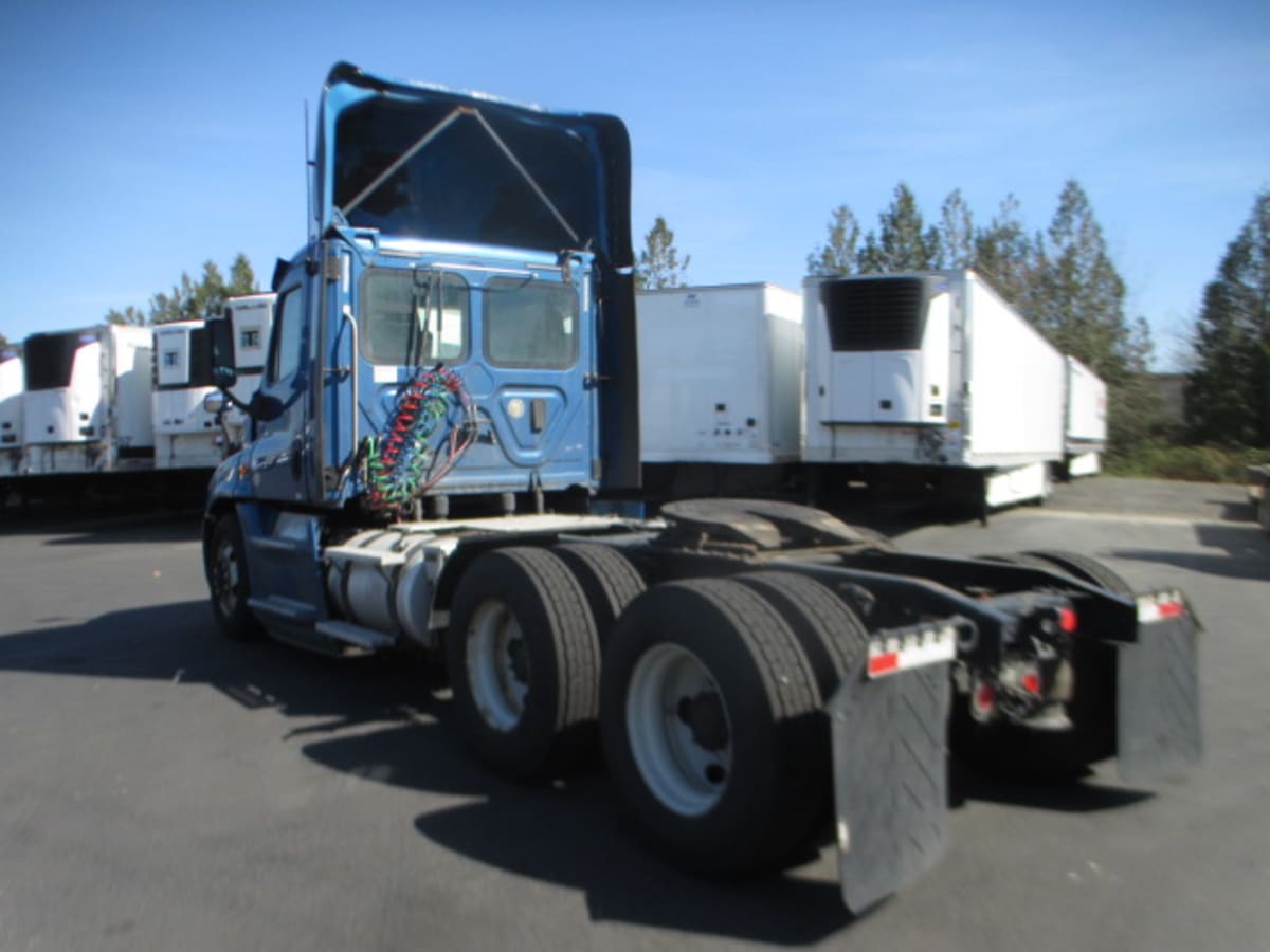 2017 Freightliner/Mercedes CASCADIA 125 668336