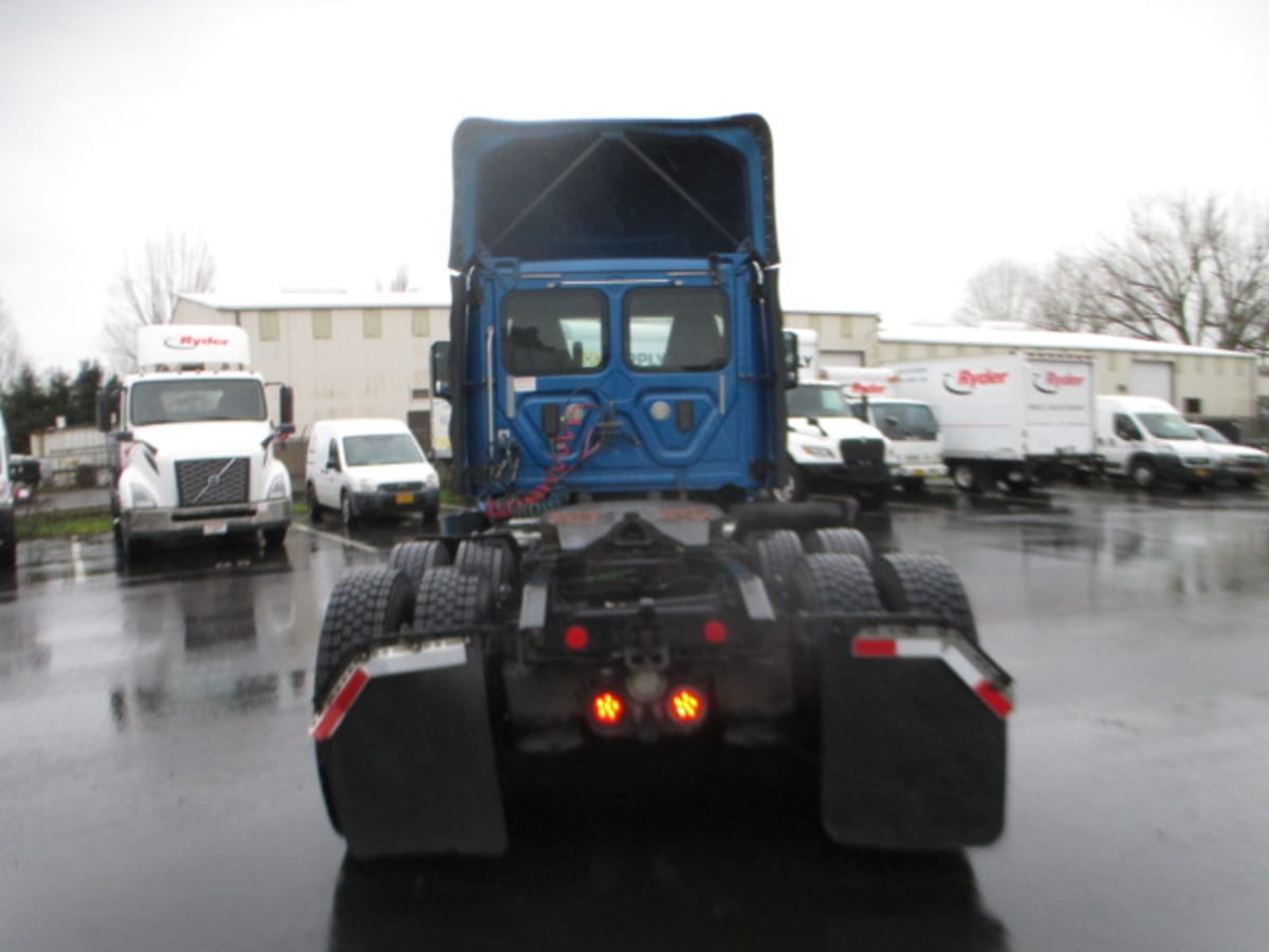 2017 Freightliner/Mercedes CASCADIA 125 668338