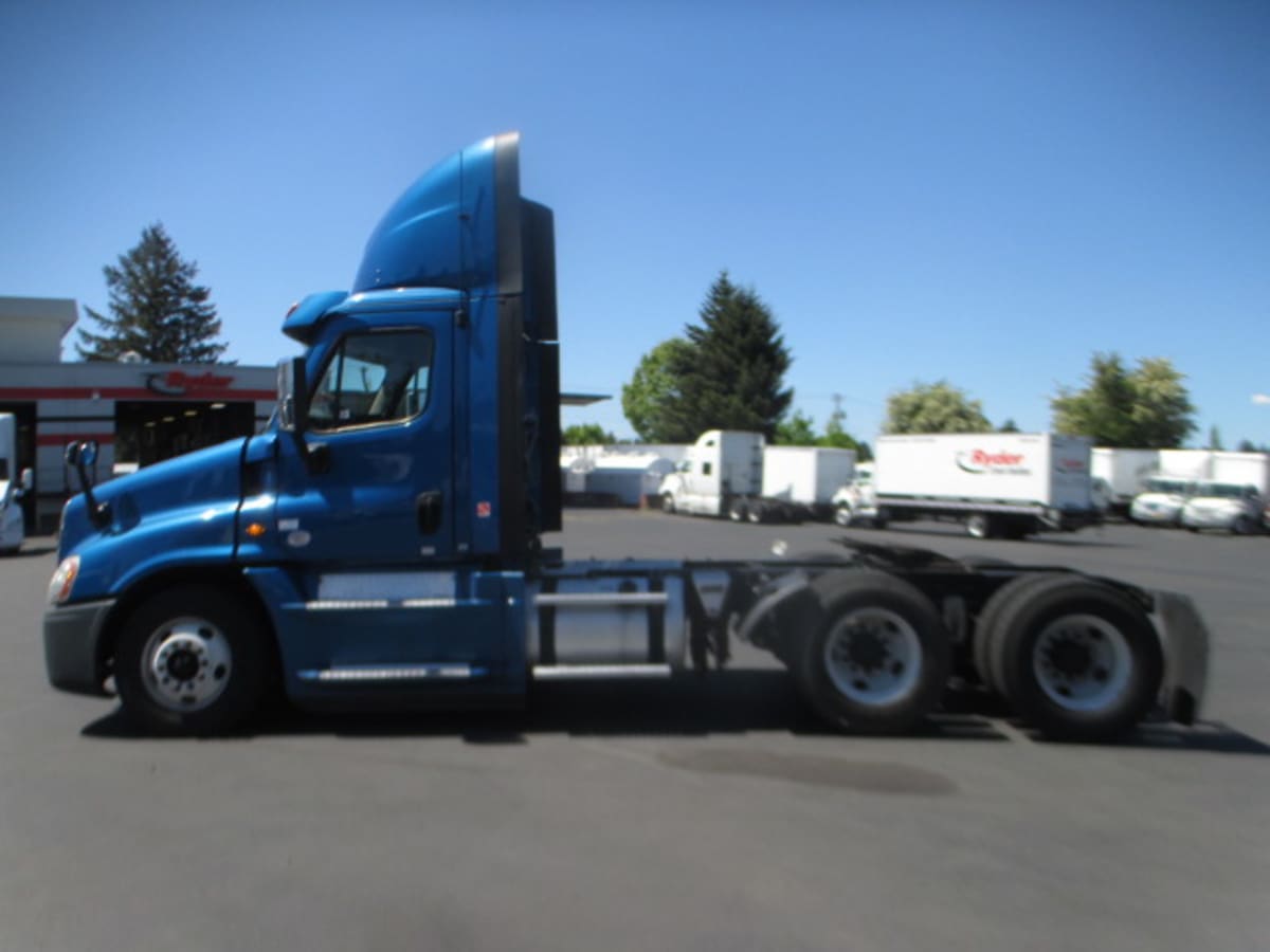 2017 Freightliner/Mercedes CASCADIA 125 668340