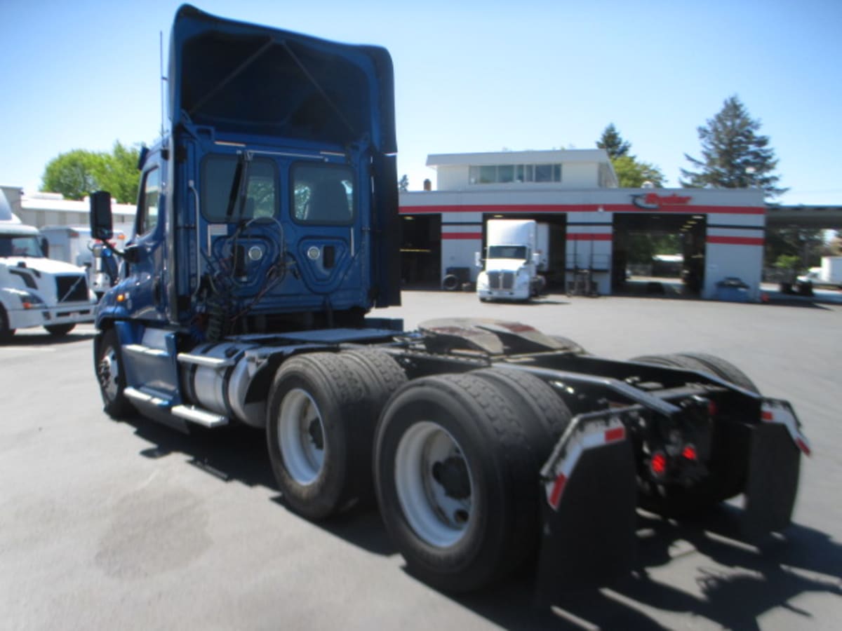 2017 Freightliner/Mercedes CASCADIA 125 668340