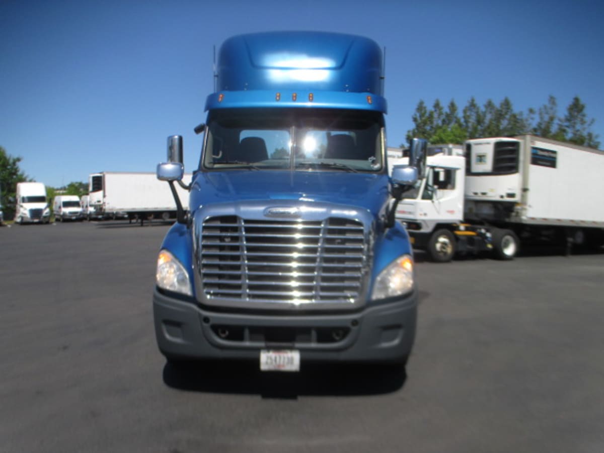 2017 Freightliner/Mercedes CASCADIA 125 668340