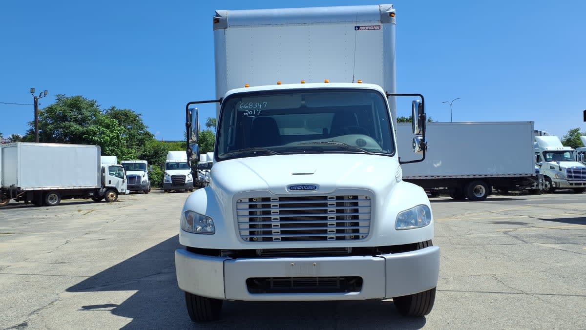 2017 Freightliner M2 106 in Warwick, RI — photo 2