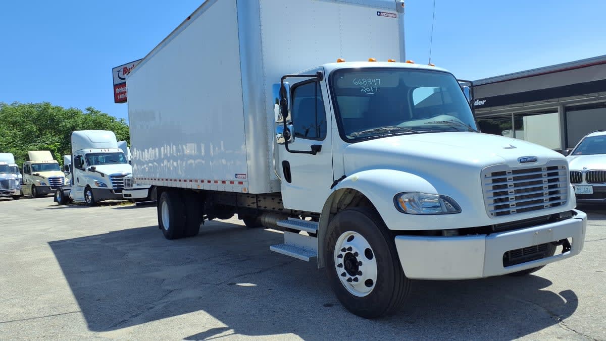 2017 Freightliner M2 106 in Warwick, RI — photo 3