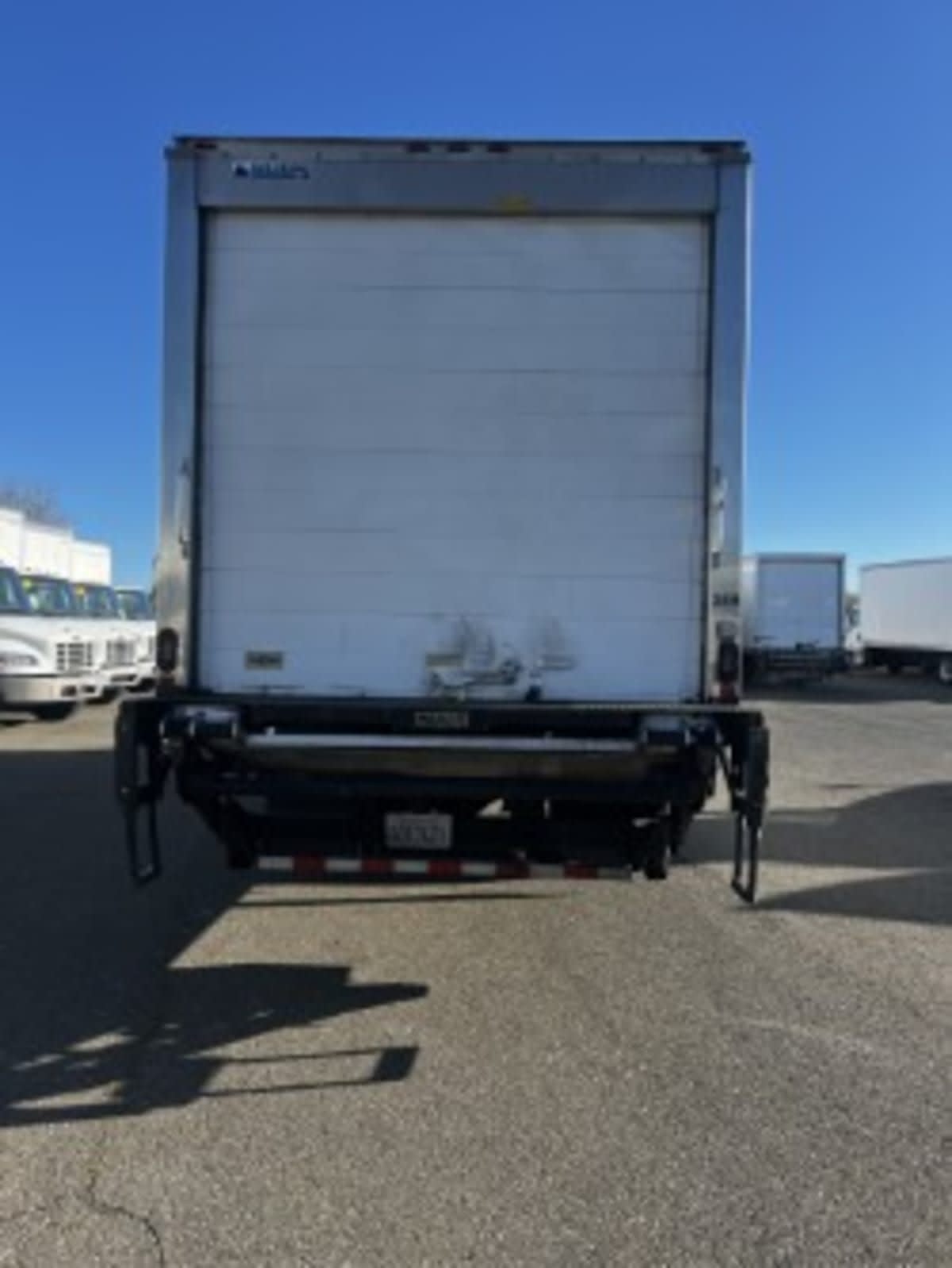 2017 Freightliner/Mercedes M2 106 668348