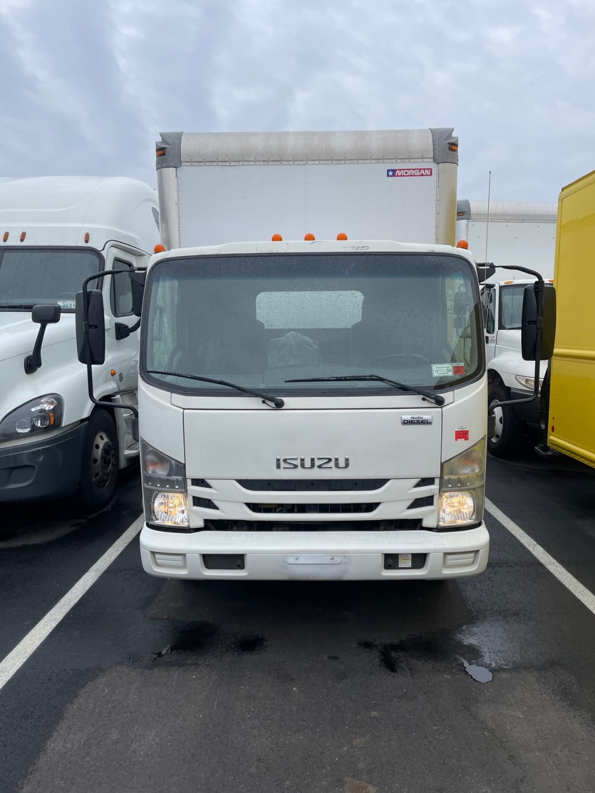 2016 Isuzu NPR HD 668375