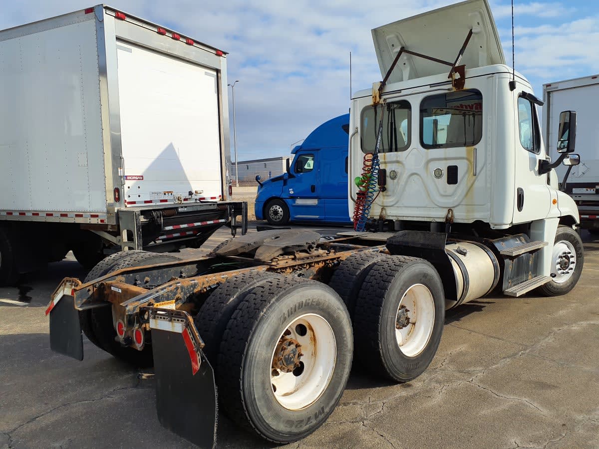 2017 Freightliner/Mercedes CASCADIA 125 668382