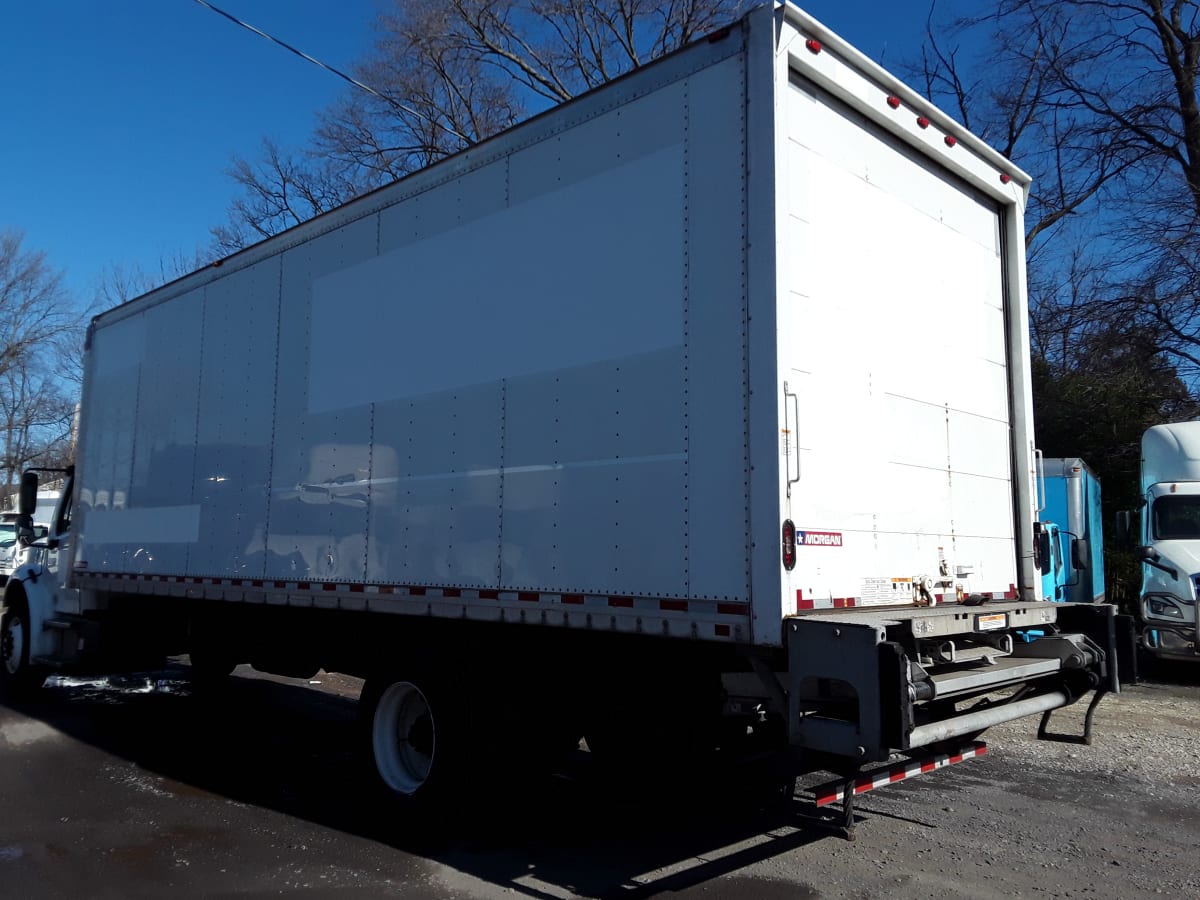 2016 Freightliner/Mercedes M2 106 668444