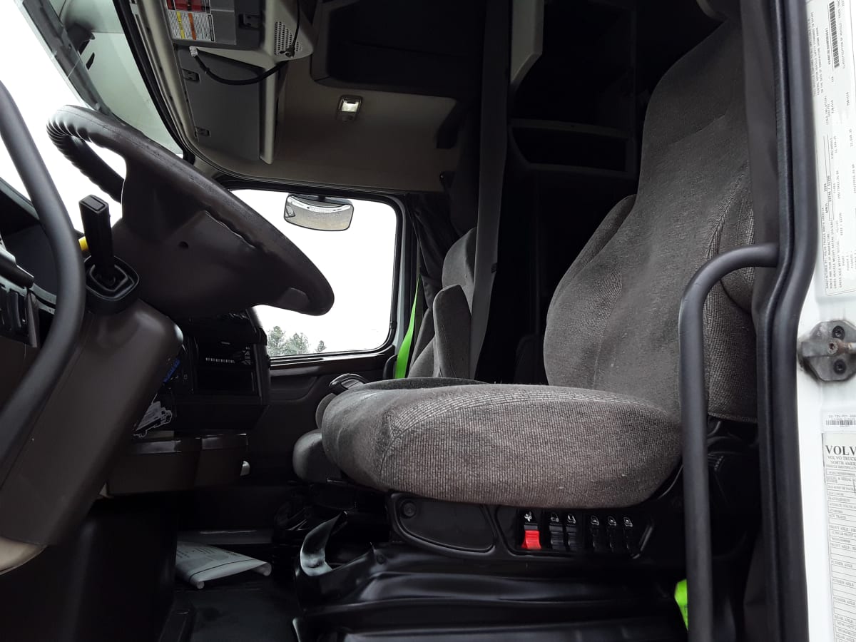 2017 Volvo VNL64T 670 668459